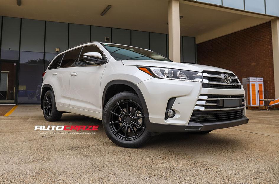TOYOTA-KLUGER-ESSEN-SATIN-BLACK